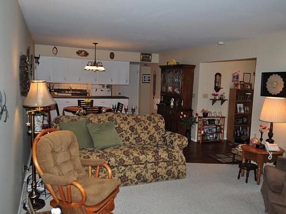 5th image of 5248 Woodbridge Ln S #5248