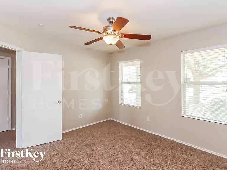5018 Cottage Creek Ln — Photo 13