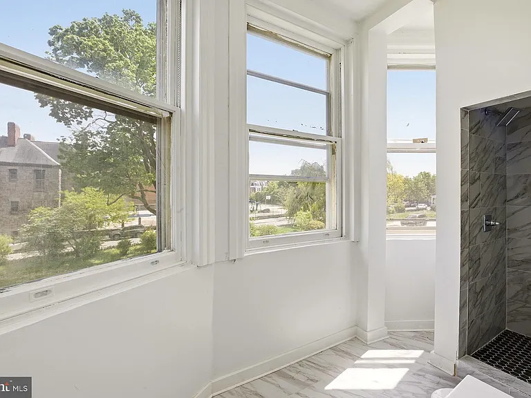 6012 Ridge Ave #5 — Photo 13
