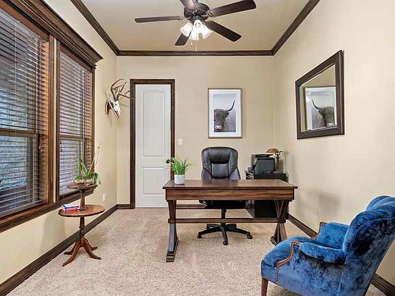 5th image of 17943 Saddle Creek Dr