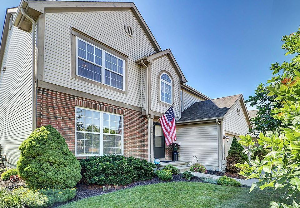 1st image of 907 Wellsley Way