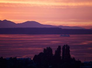 5762 SW Orleans St, Seattle, WA 98116