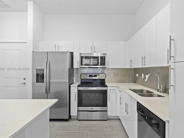 1776 Polk St #1103 — Photo 2