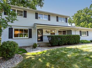 34149 Northwick St, Farmington Hills, MI 48331