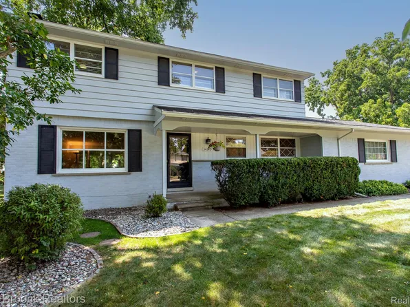 34149 Northwick St, Farmington Hills, MI 48331