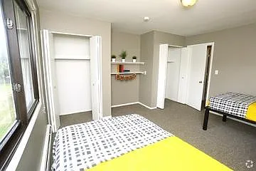 SPRUCE - Smaller Bedroom