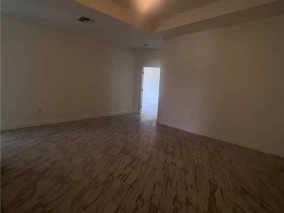 5th image of 4802 Jordan Ave