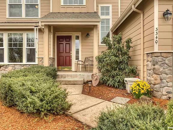 2nd image of 3340 Woodbine Pl