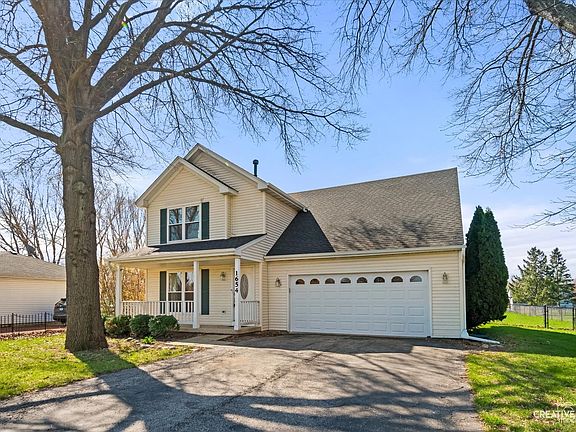 2nd image of 1654 Hilda Dr