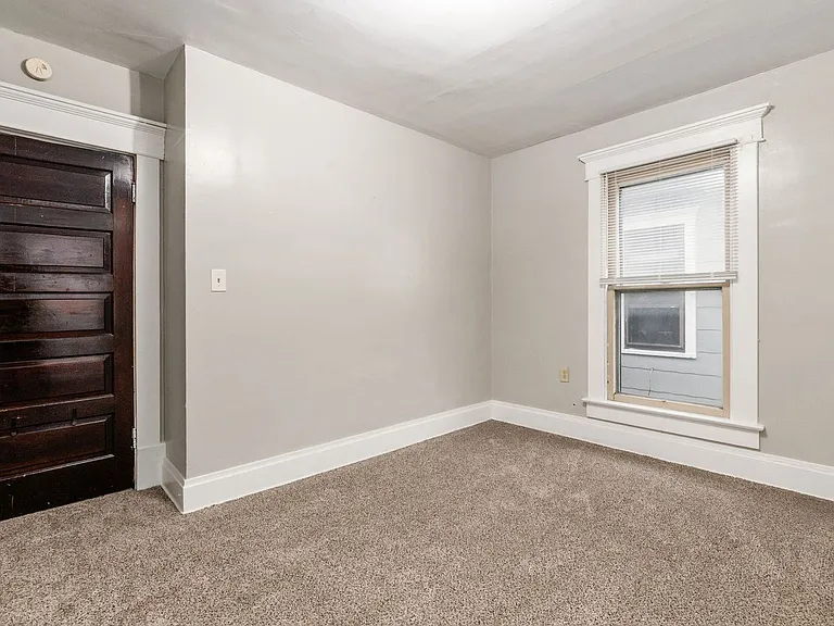 25 E Blake Ave — Photo 18