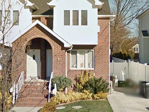 2nd image of 85 Tarlee Pl #3BD