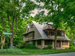 19 Homestead Rd, Wellesley, MA 02482