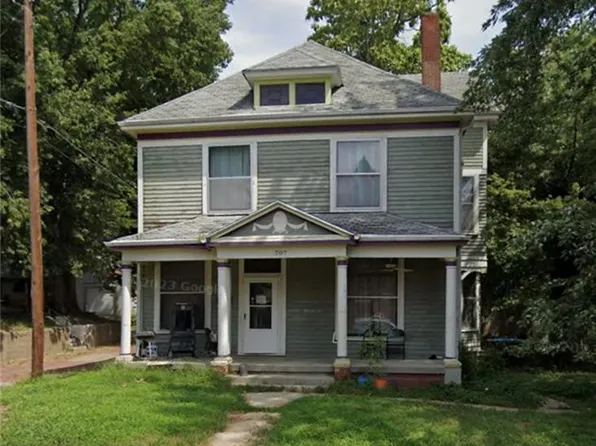 707 N 12th St, Saint Joseph, MO 64501