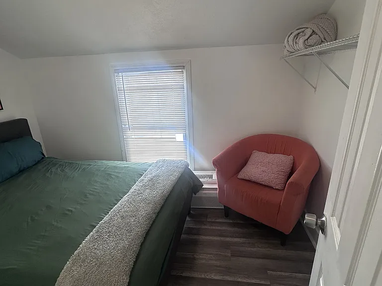 1822 W 57th St — Photo 15