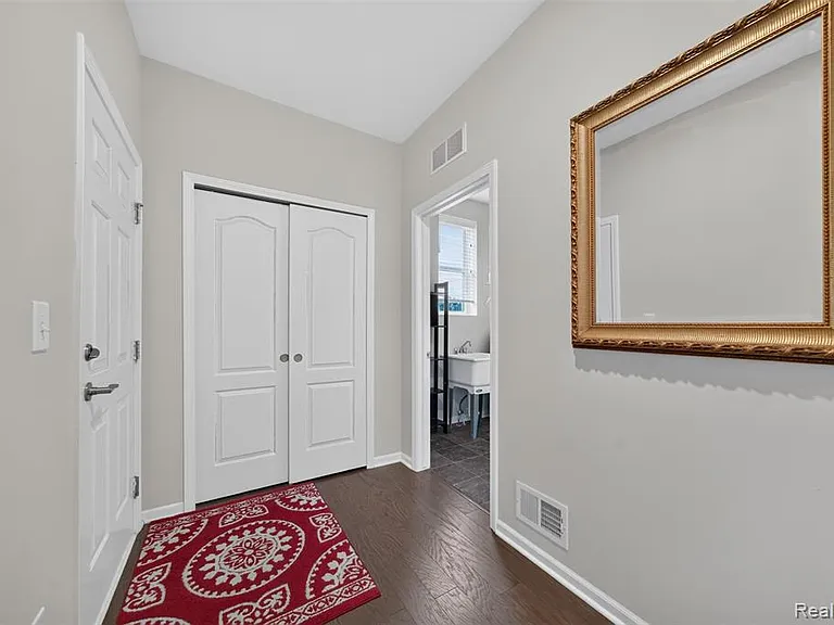 4160 Walcott Dr — Photo 16