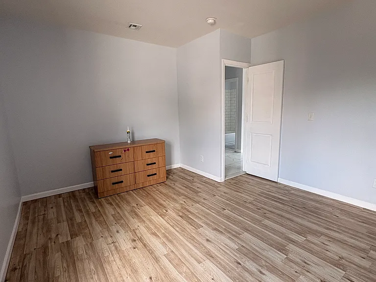 218 E Hanover St #3 — Photo 7