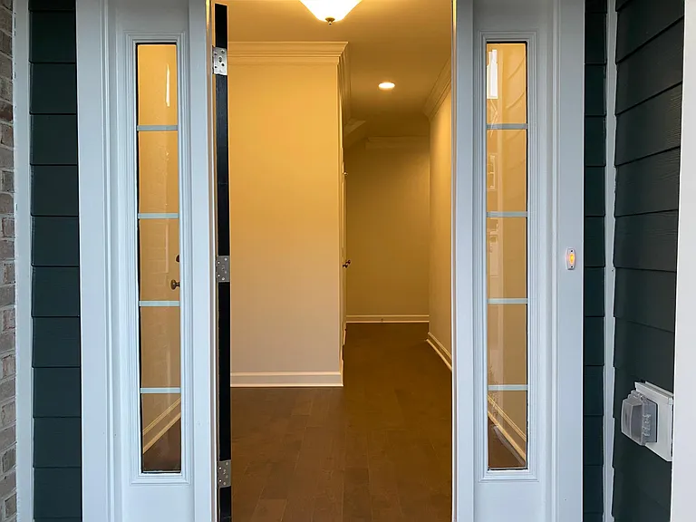 Front door Entrance
