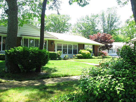 4th image of 1030 Shetland Dr #100B