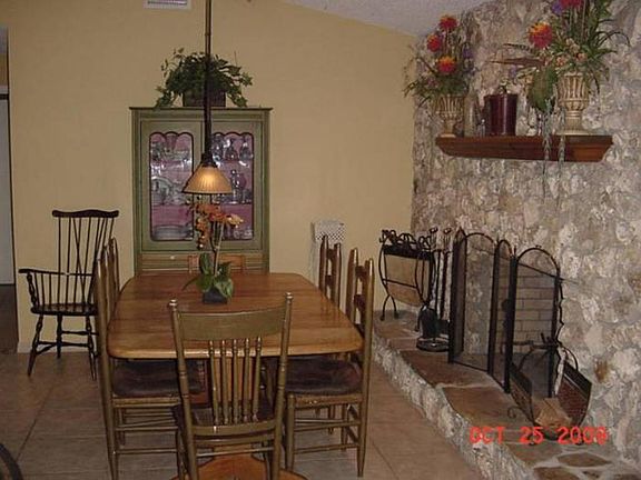 Dining room with fireplace