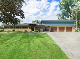 190 Canterbury Rd N, Canonsburg, PA 15317