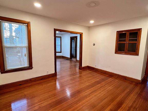 3rd image of 314 Fayette St #1