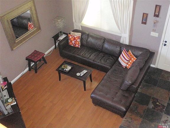 5th image of 130 Chatham Pl