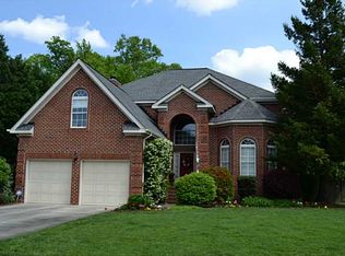 1256 Course View Cir, Virginia Beach, VA 23455