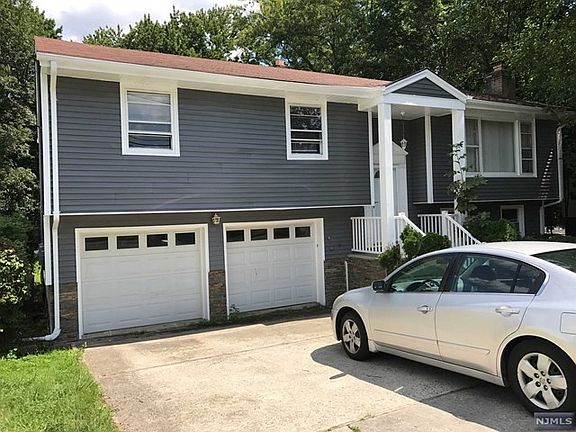 2nd image of 87 Steuben Ave