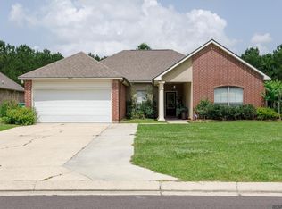 26101 Glenbrooke Dr, Denham Springs, LA 70726