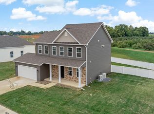 52 Santiago Cir, Martinsburg, WV 25403