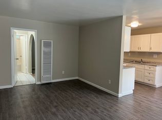 630 Junipero Ave #4, Long Beach, CA 90814