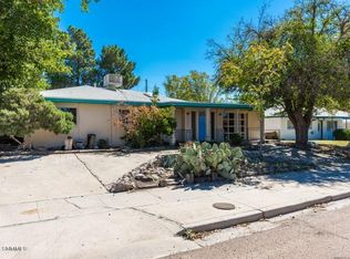 1830 Chilton Dr, Las Cruces, NM 88001