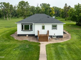 16033 5th St SE, Hillsboro, ND 58045