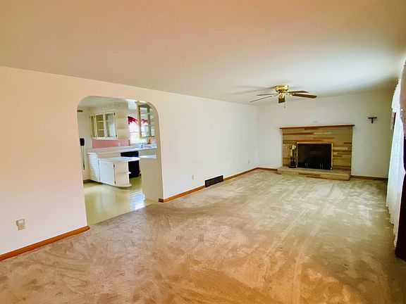 2nd image of 1252 Lehnhart Dr