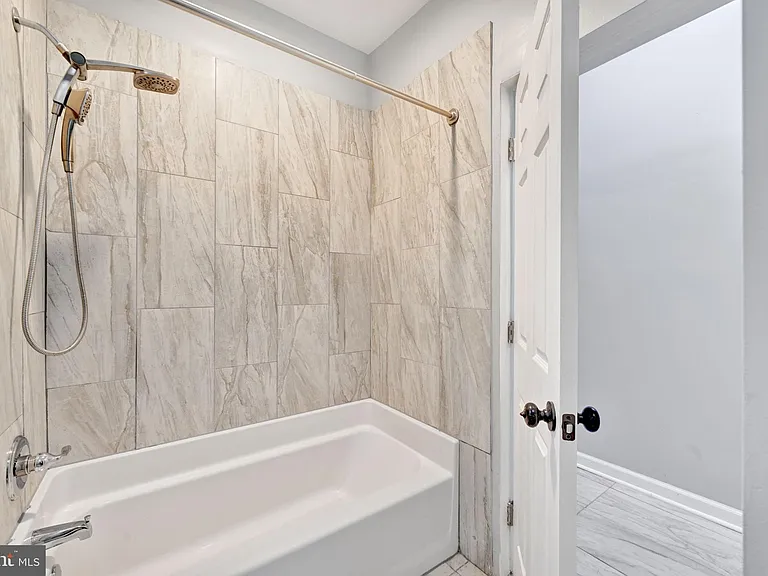 319 E 22nd St #1 — Photo 7