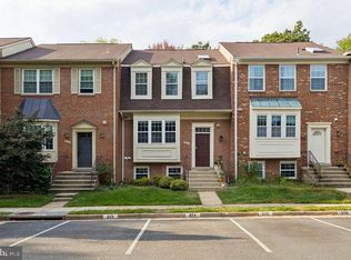 3934 Tallow Tree Pl, Fairfax, VA 22033