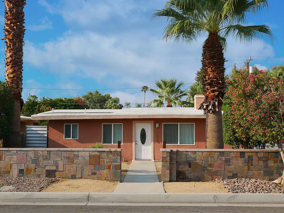 2nd image of 74090 El Cortez Way
