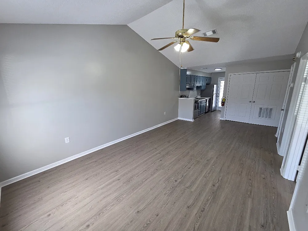 Building Photo - 230 Lanier Dr #219
