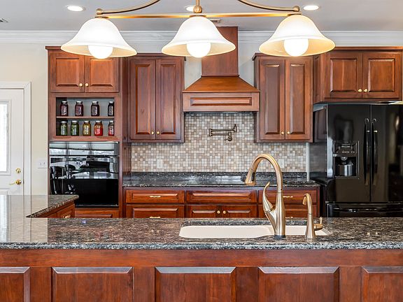 4th image of 14338 Mountain Top Ln
