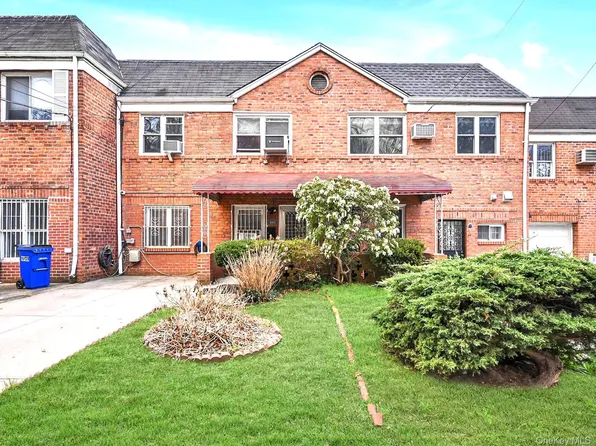 16108 Booth Memorial Avenue, Flushing, NY 11365