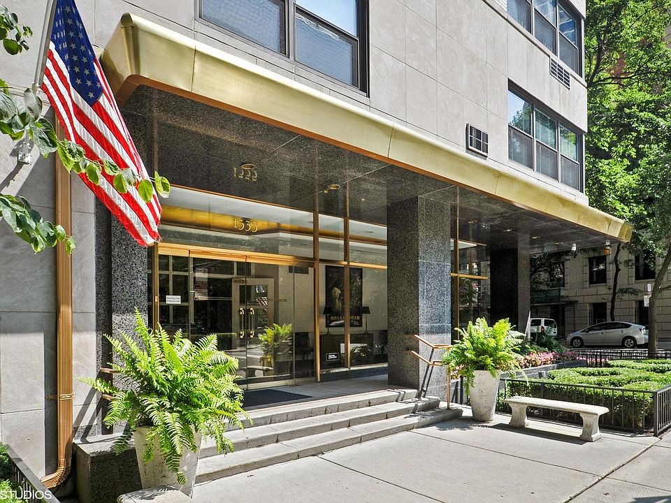 1st image of 1335 N Astor St APT 13A