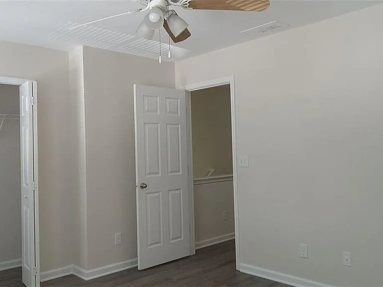 755 Crestwell Cir SW — Photo 18