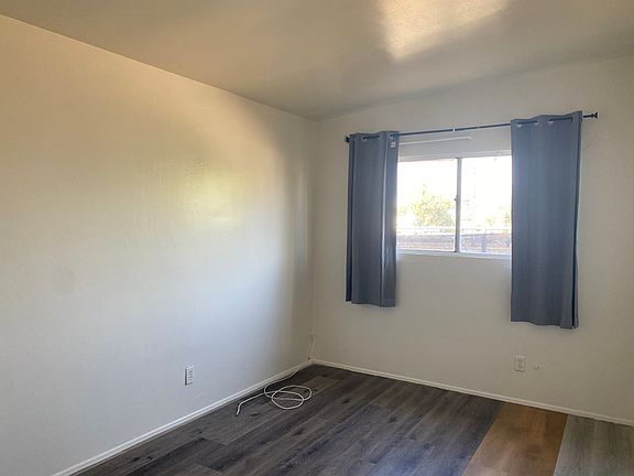 3rd image of 10270 Cook Ave