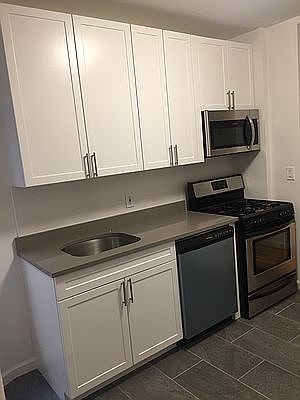 4th image of 613 W 144th St #1D