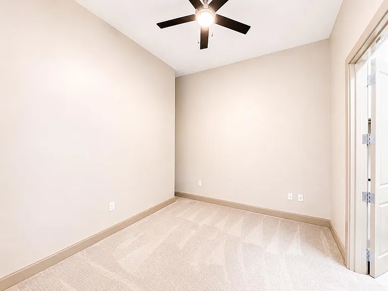 9787 Katy Fwy #1107 — Photo 6
