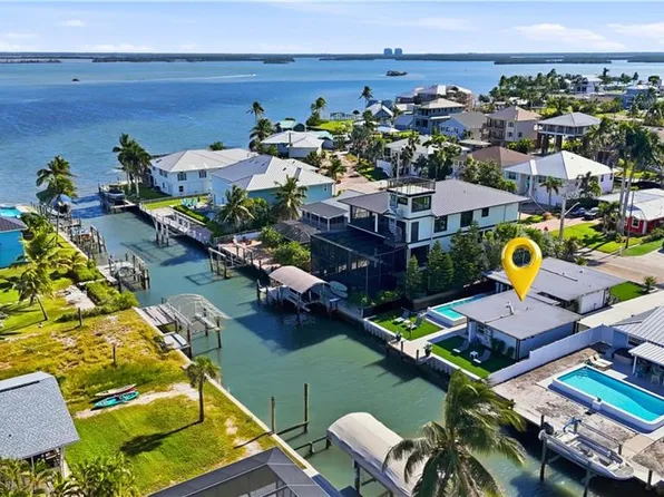 239 Curlew ST, FORT MYERS BEACH, FL 33931