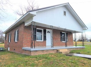 2109 E Unaka Ave, Johnson City, TN 37601
