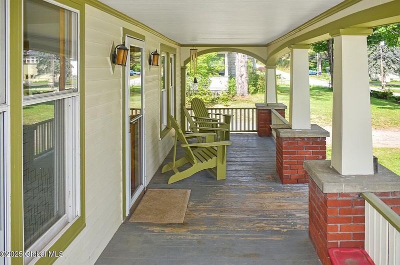 5th image of 23 Theriot Avenue