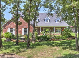 16548 Richardson Rd, Skiatook, OK 74070