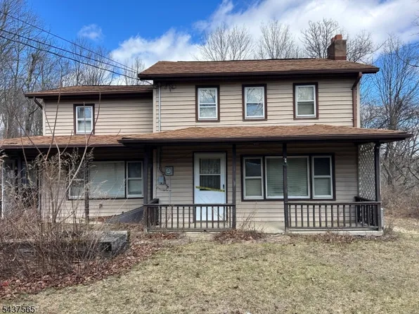 30 Corter Ln, West Milford Twp., NJ 07480